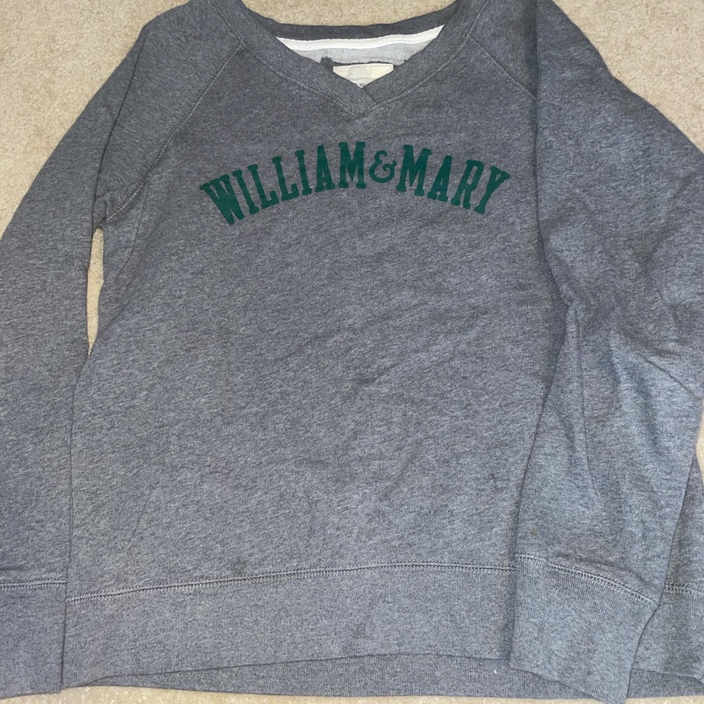 Willam and Mary sweater